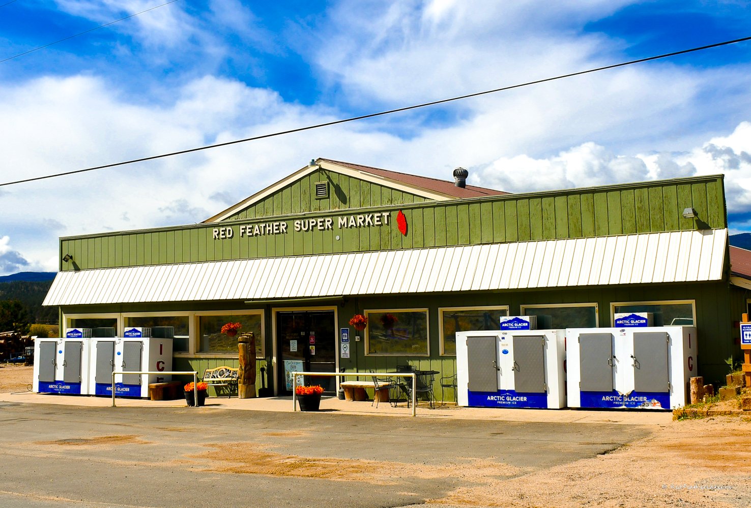 Photo of Red Feather Supermarket in Red Feather Lakes, Colorado